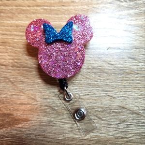 Minnie Mouse Badge Reel